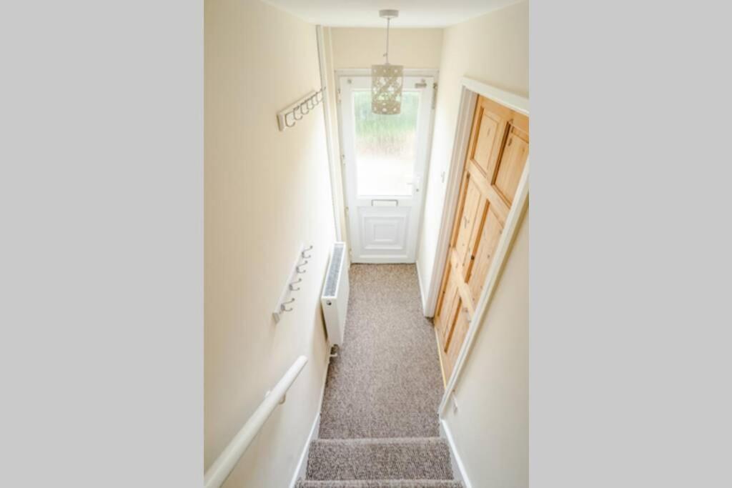 Off Road Parking, Smart Tv In Each Room! Swansea Eksteriør bilde